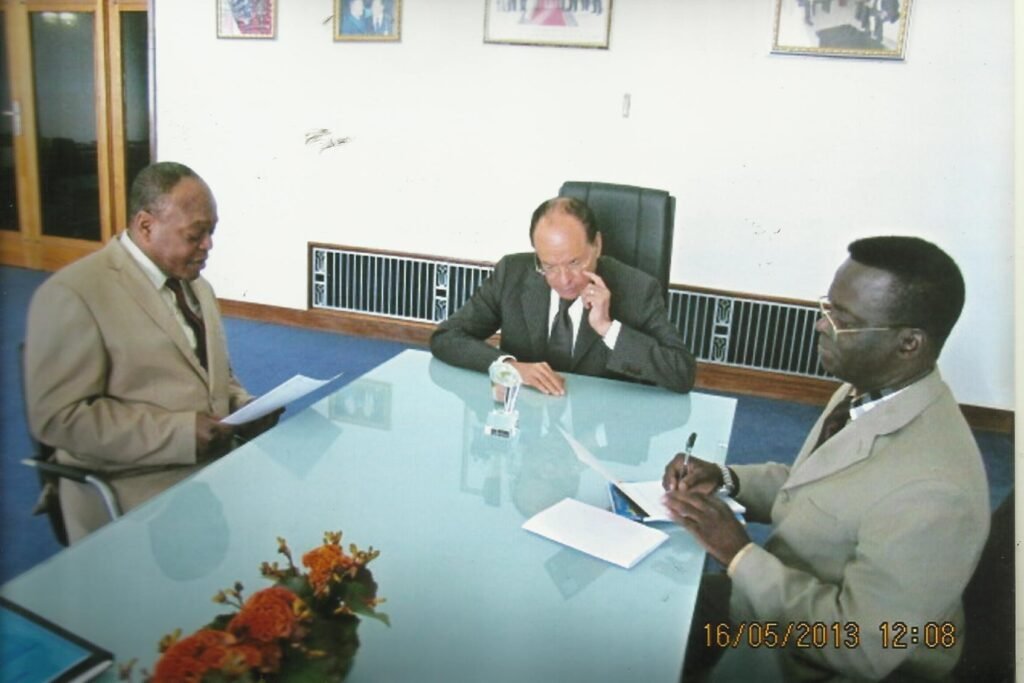 La délégation du CULPAC a été reçue par Monsieur Léon Kengo wa Dondo, éminente figure de l’État congolais et alors Président du Sénat, pour un échange institutionnel consacré à la promotion de la paix et des droits humains